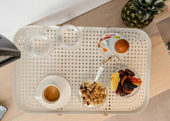 Avona, Kastraki Naxos, By Naxosvibe Kastrákion