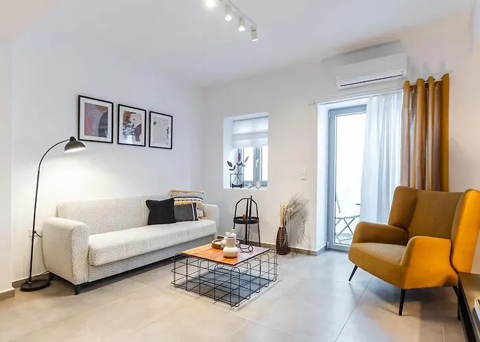 Avona, Kastraki Naxos, By Naxosvibe