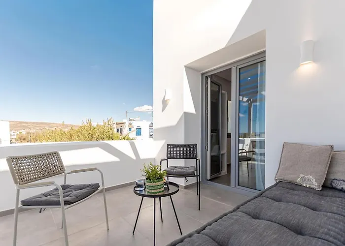 Avona, Kastraki Naxos, By Naxosvibe *