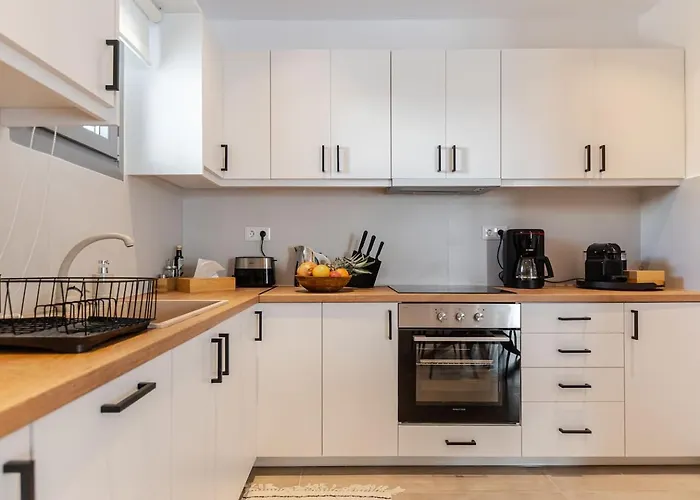 Avona, Kastraki Naxos, By Naxosvibe *