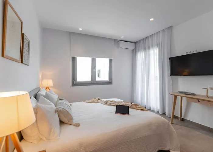 Avona, Kastraki Naxos, By Naxosvibe * Kastrákion